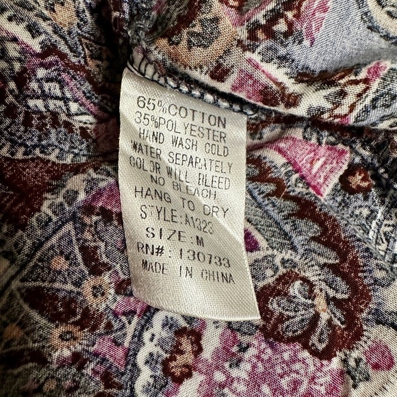 UMGEE, HI-LOW DRESS, WITH 3/4 SLEEVE. BLUE PAISLEY, V-NOTCHED NECK. SIZE M - Picture 9 of 9